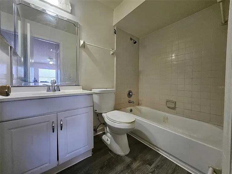 4136 Pershing Pointe Pl #4 — Photo 13