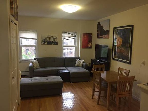 5th image of 2184 Steinway St #3rd