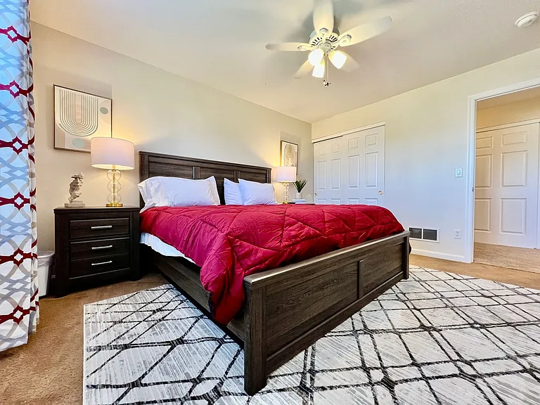 6608 Rosemont Ln — Photo 16