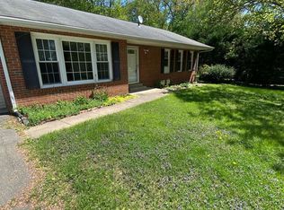 3031 Sleepy Hollow Rd, Falls Church, VA 22042