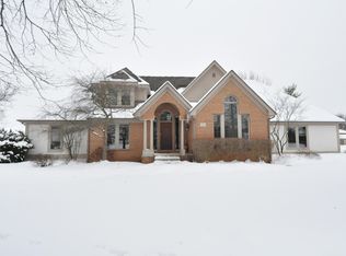 7719 Laurelwood Dr, Canal Winchester, OH 43110