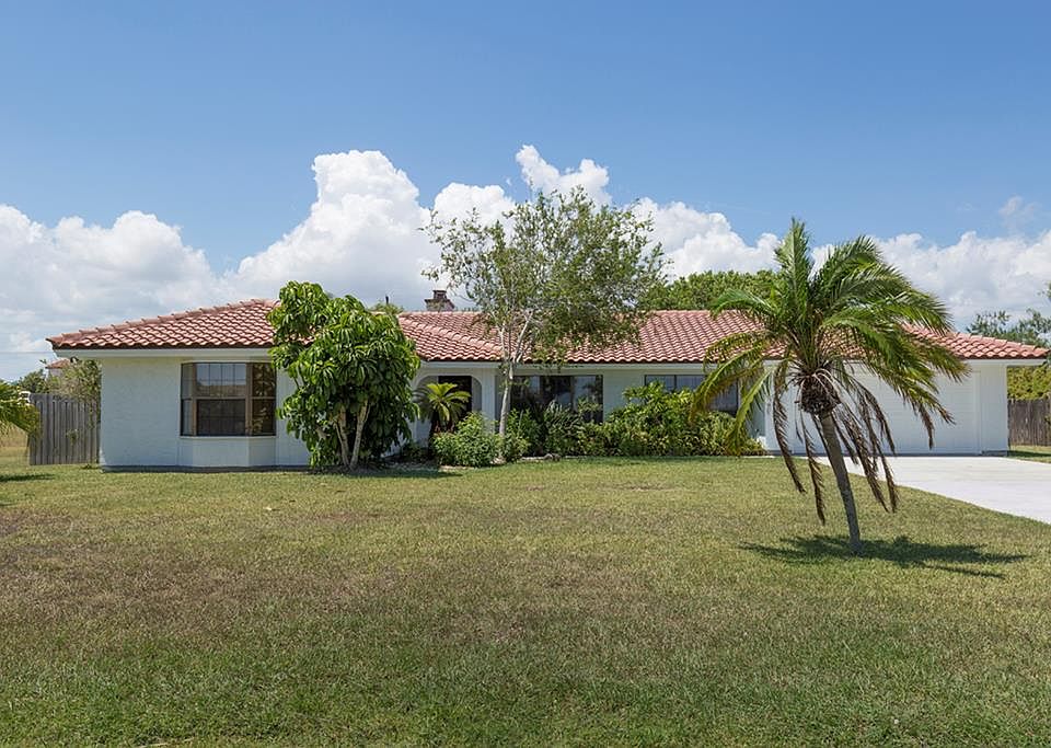 1st image of 1225 Beach Blvd
