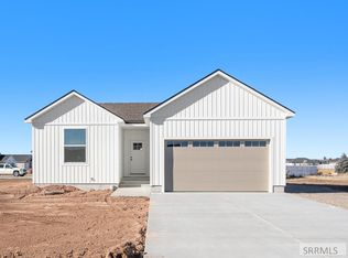 31 N Hemlock Ln, Rigby, ID 83442