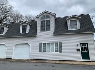 500 Race St APT B, Catasauqua, PA 18032