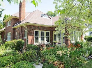 5036 W Blue Mound Rd, Milwaukee, WI 53208