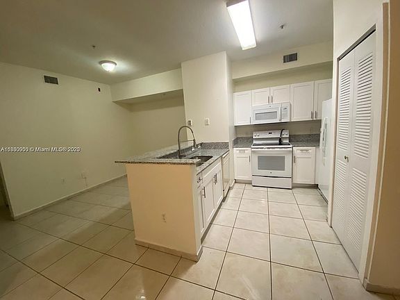 3rd image of 7330 NW 114th Ave #3125