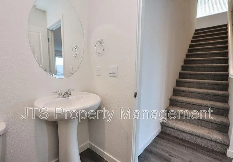 2097 Shady Tree Cir — Photo 20