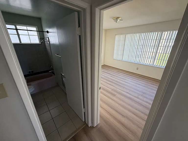 1001 Hammond St — Photo 8