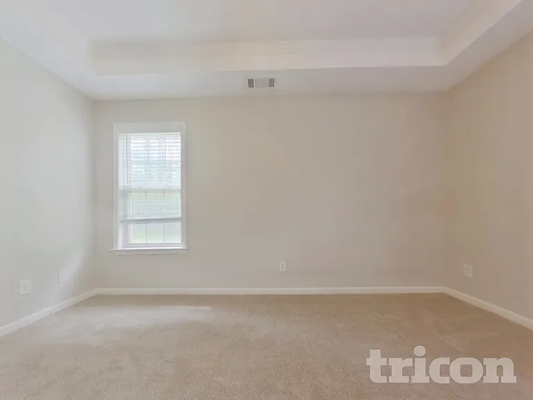 6452 Shadow Ct — Photo 10