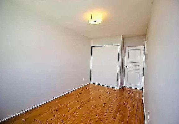 3rd image of 1170 Madison St #2V