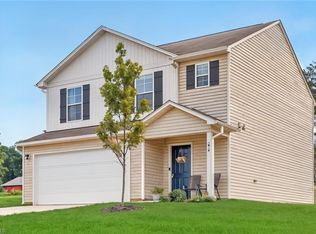 156 Somerton Ln, Lexington, NC 27295