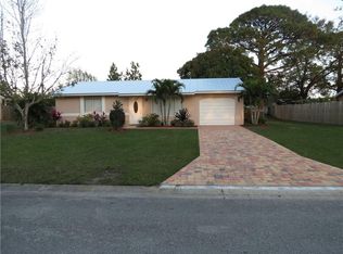 2156 18th Ave SW, Vero Beach, FL 32962