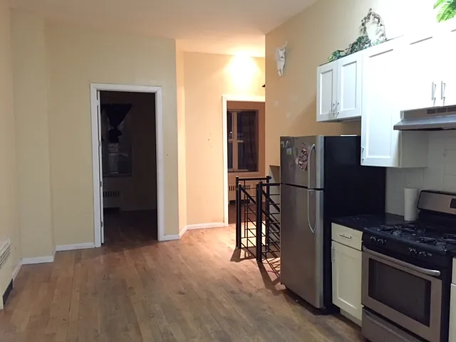 213 Himrod St #1F — Photo 4