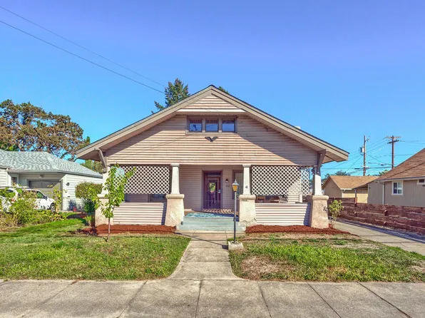 718 W 4th St, Medford, OR 97501