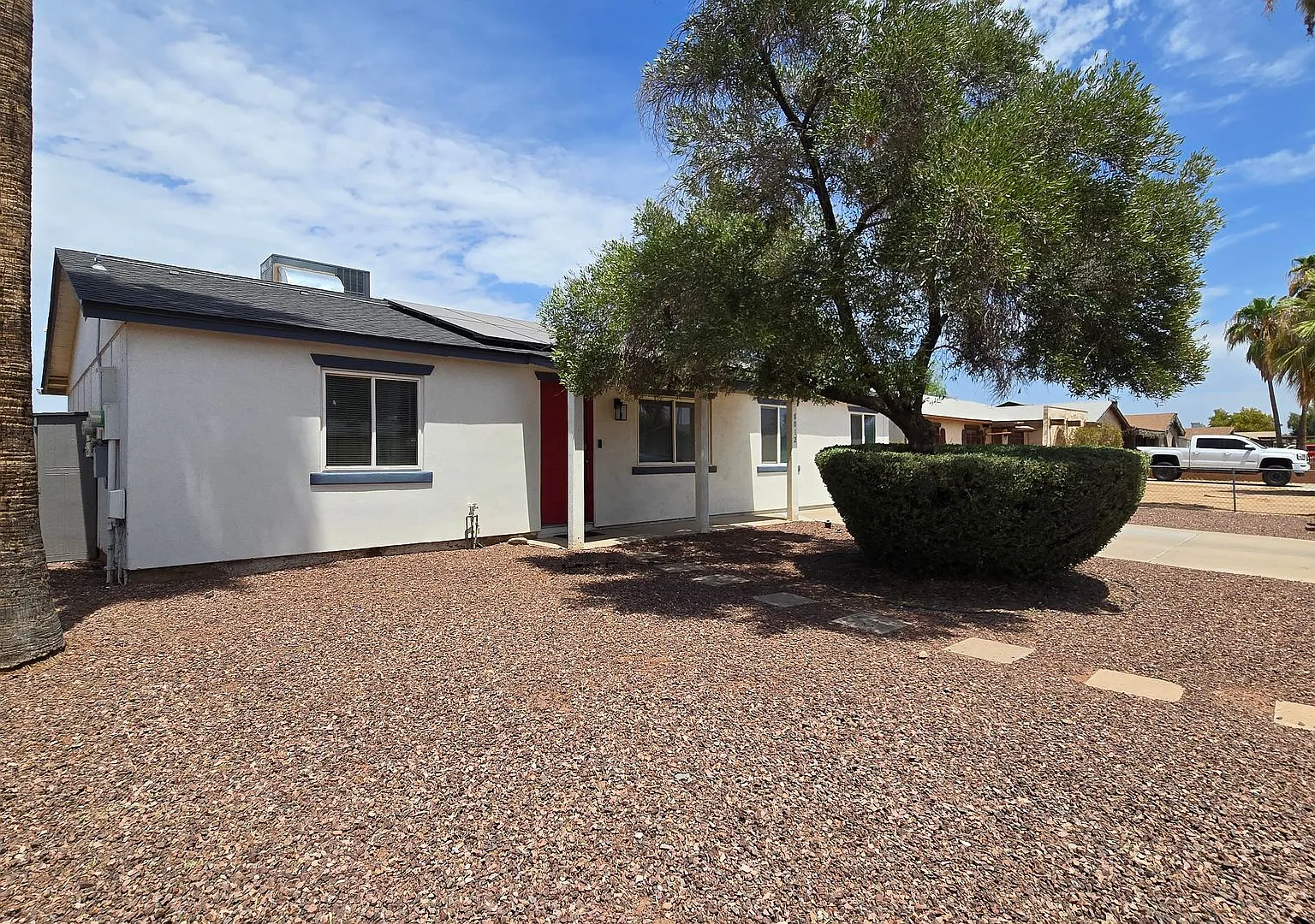 SOLAR Home with XXL Primary Bedroom, RV Gate and NO HOA! — Photo 4