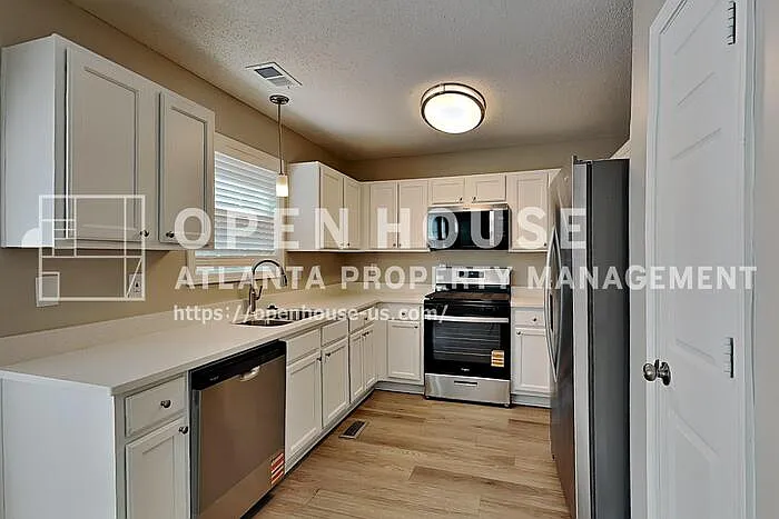 28 Greystone Rdg — Photo 5