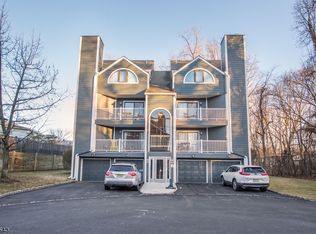 42B Triumph Ct, East Rutherford, NJ 07073