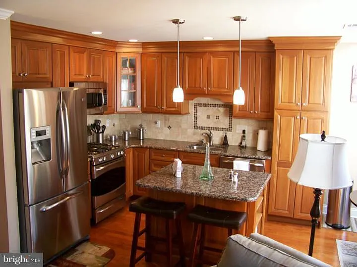 105 Broadleaf Pl — Photo 9