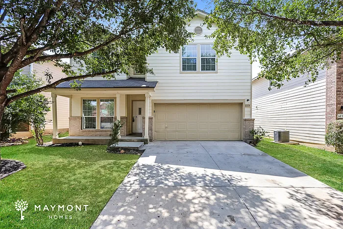 4 bed, 2.5 bath, 2468 sqft, $2,045 — Photo 1