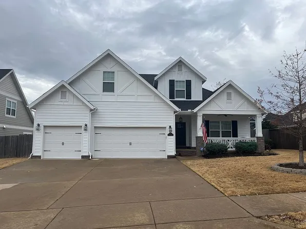 809 Hampstead Heath, Cave Springs, AR 72718