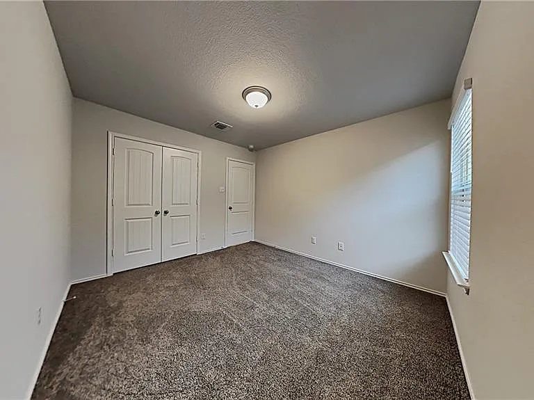 113 Kyra Ln — Photo 12