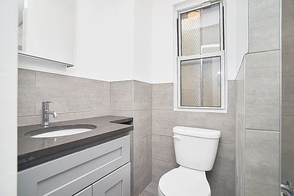 Rented by Keller Williams NYC | media 19