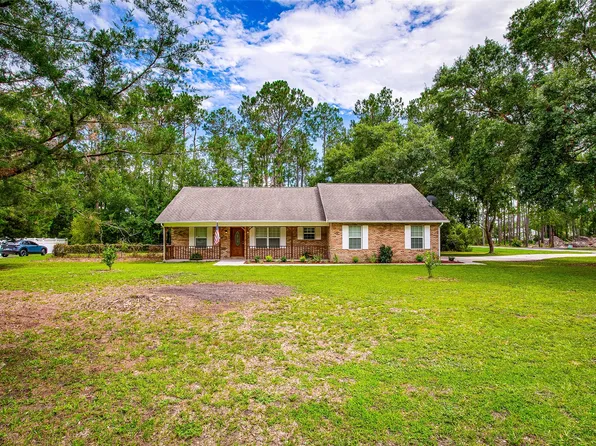 2719 Lake Dr, Hilliard, FL 32046