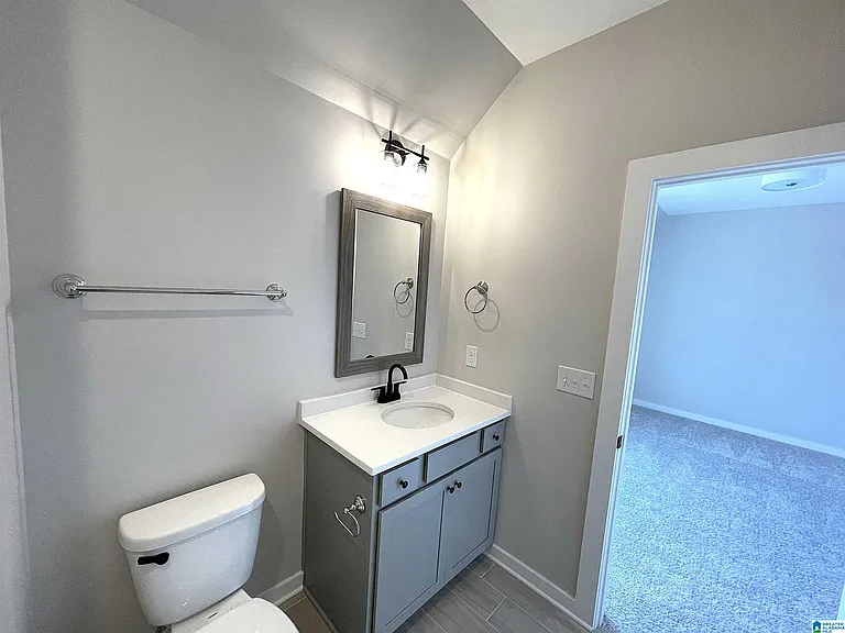 4767 Silas Ave — Photo 11
