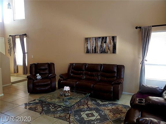 2nd image of 4224 Heller Dr