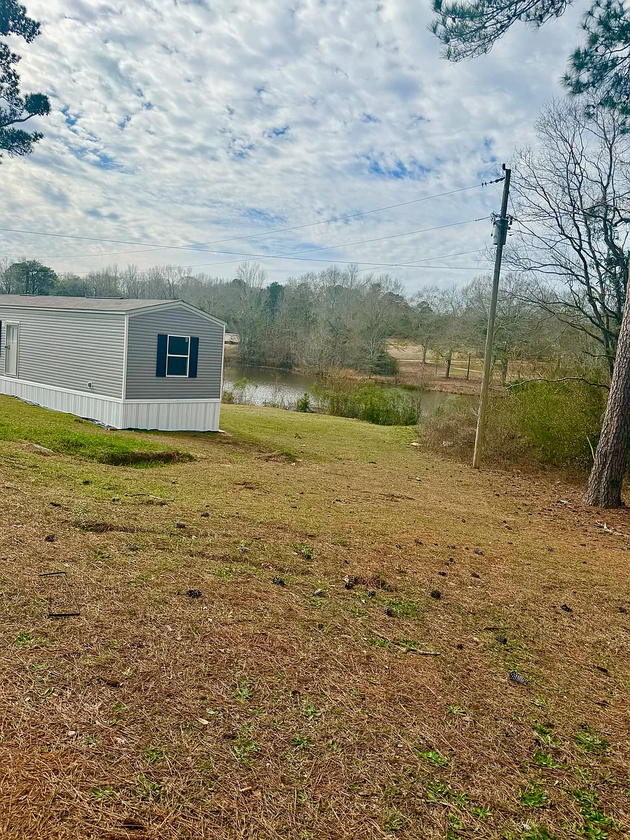 Building Photo - 628 Earnhardt Cir #628
