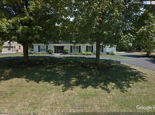 6445 Cornwall Cir, Indianapolis, IN