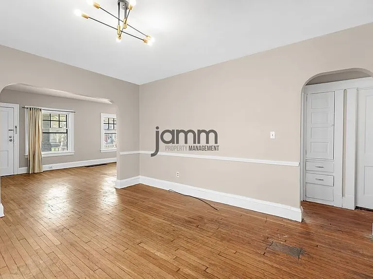 1695 Glenmont Loft — Photo 29