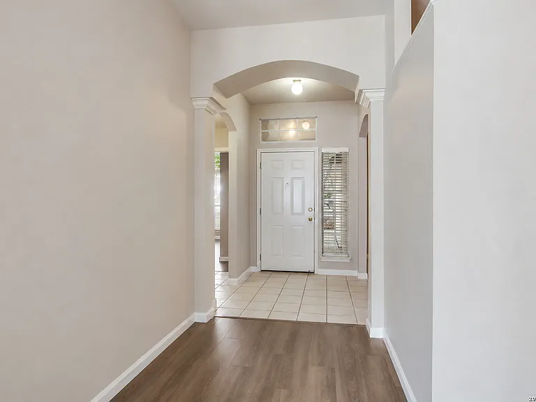 1136 Berry Creek Dr — Photo 3