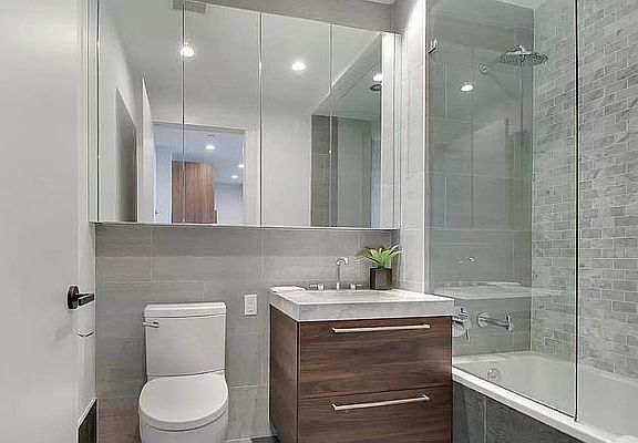 4th image of 1825 Ocean Ave #2I