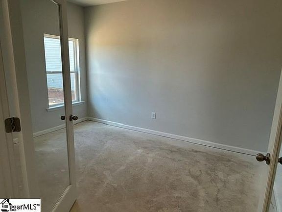 5th image of 131 Edgewood Farms Ct