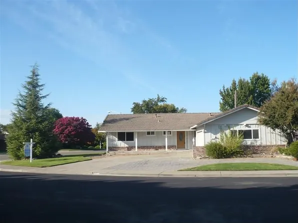 839 Greenwood Dr, Lodi, CA 95240