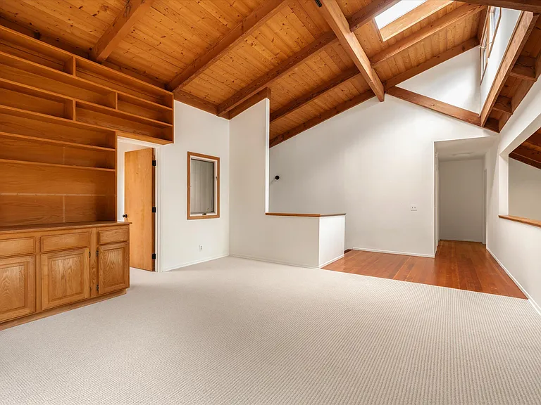 1539 Miramar Ln — Photo 15