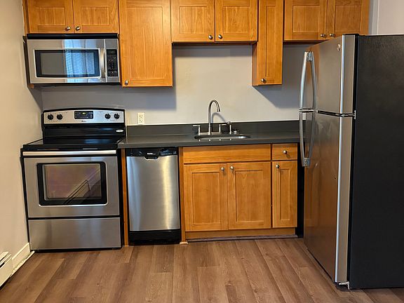 2nd image of 601 N J St APT 3