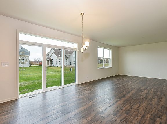 5th image of 1473 Hearthstone Ln