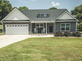1080 Stoneham Cir, Anderson, SC 29626