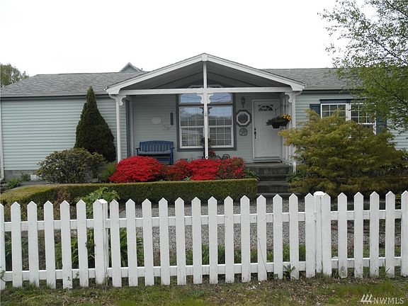 4th image of 307 Sid Snyder Dr E