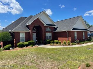 500 Links View Dr, Bonaire, GA 31005