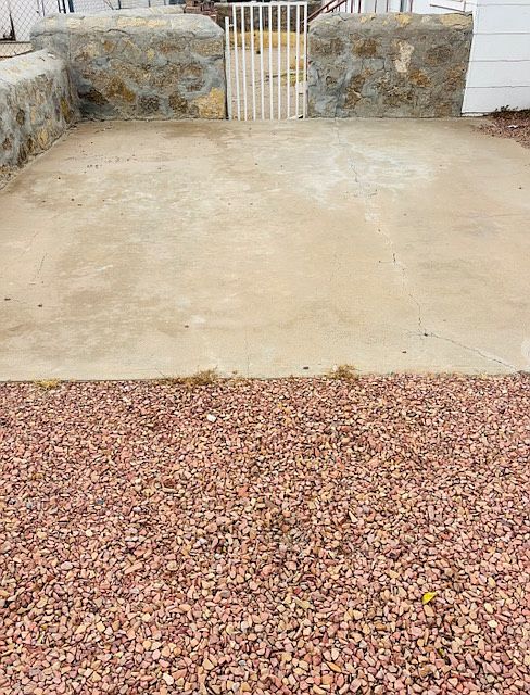 Driveway & Parking Spot