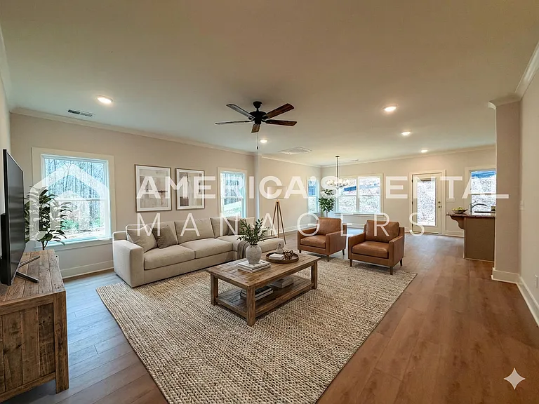 101 Townmoor Ln — Photo 10