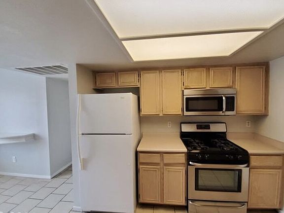 3rd image of 8070 W Russell Rd Unit 2091