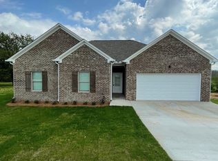 55 Whithall Cir, Eastaboga, AL 36260