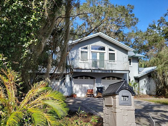 2nd image of 875 Fountain Dr