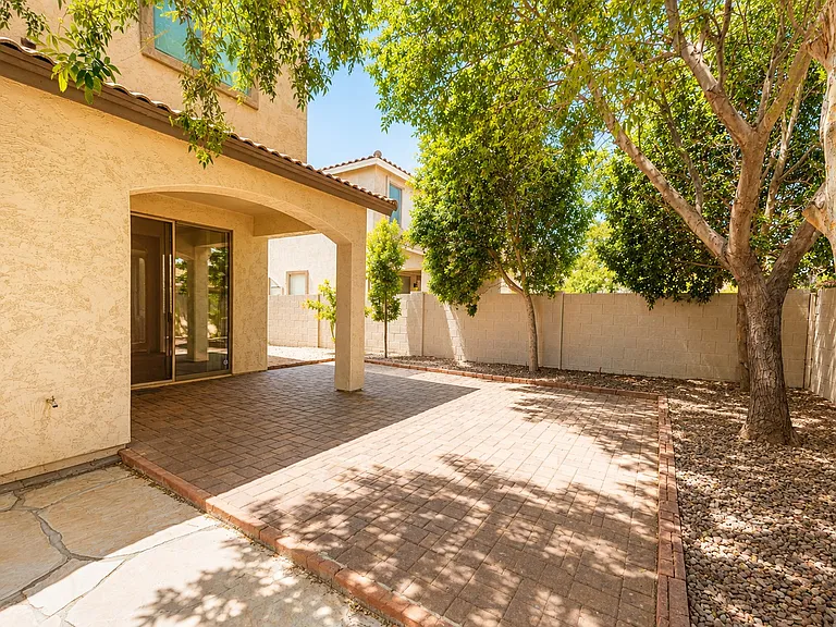 4172 E Santa Fe Ln — Photo 31