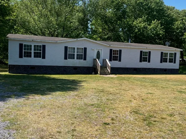 11931 Indian Hill Ln, Providence Forge, VA 23140
