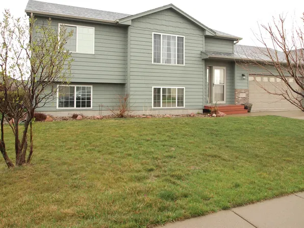 8905 W Stoney Creek St, Sioux Falls, SD 57106